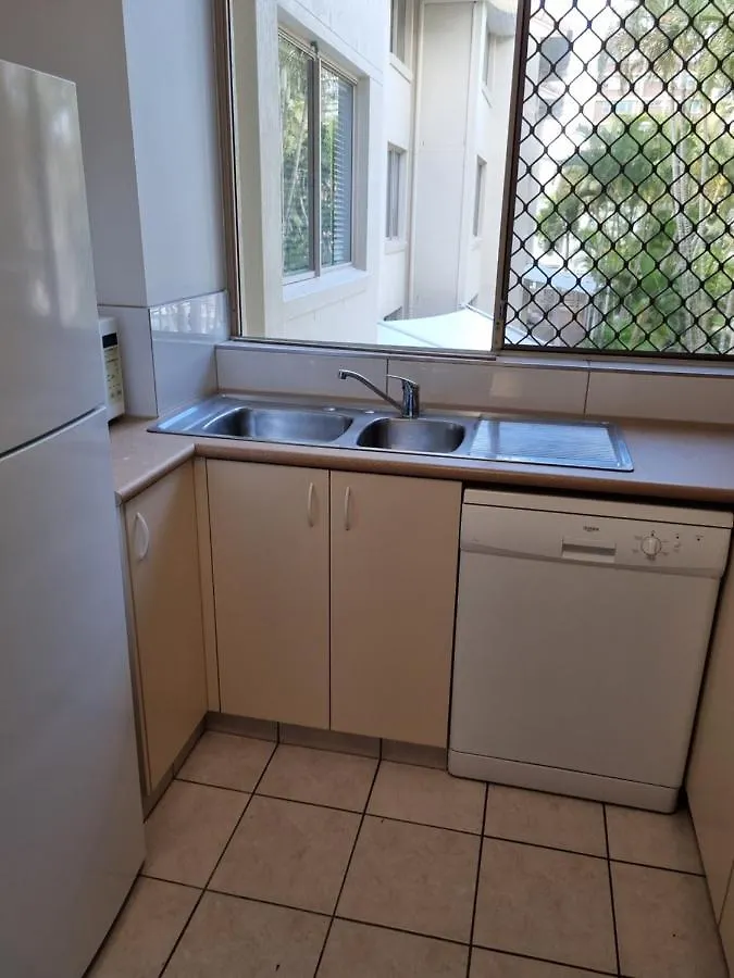 Santa Monica Apartments - Hosted By Burleigh Letting Gold Coast